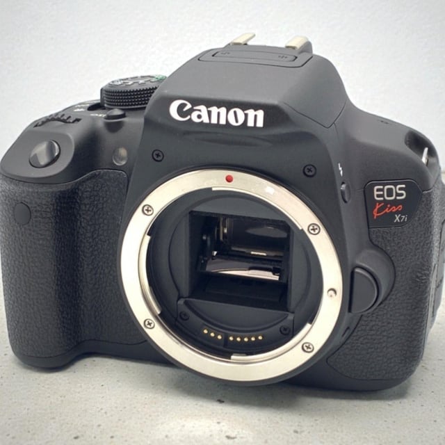 EOS Kiss X7i ボディ