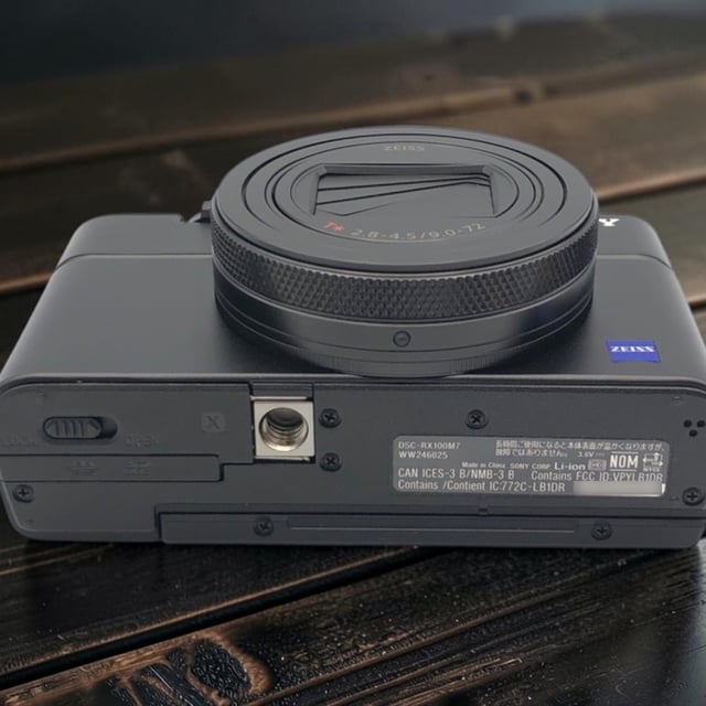 サイバーショット RX100 VII(DSC-RX100M7)