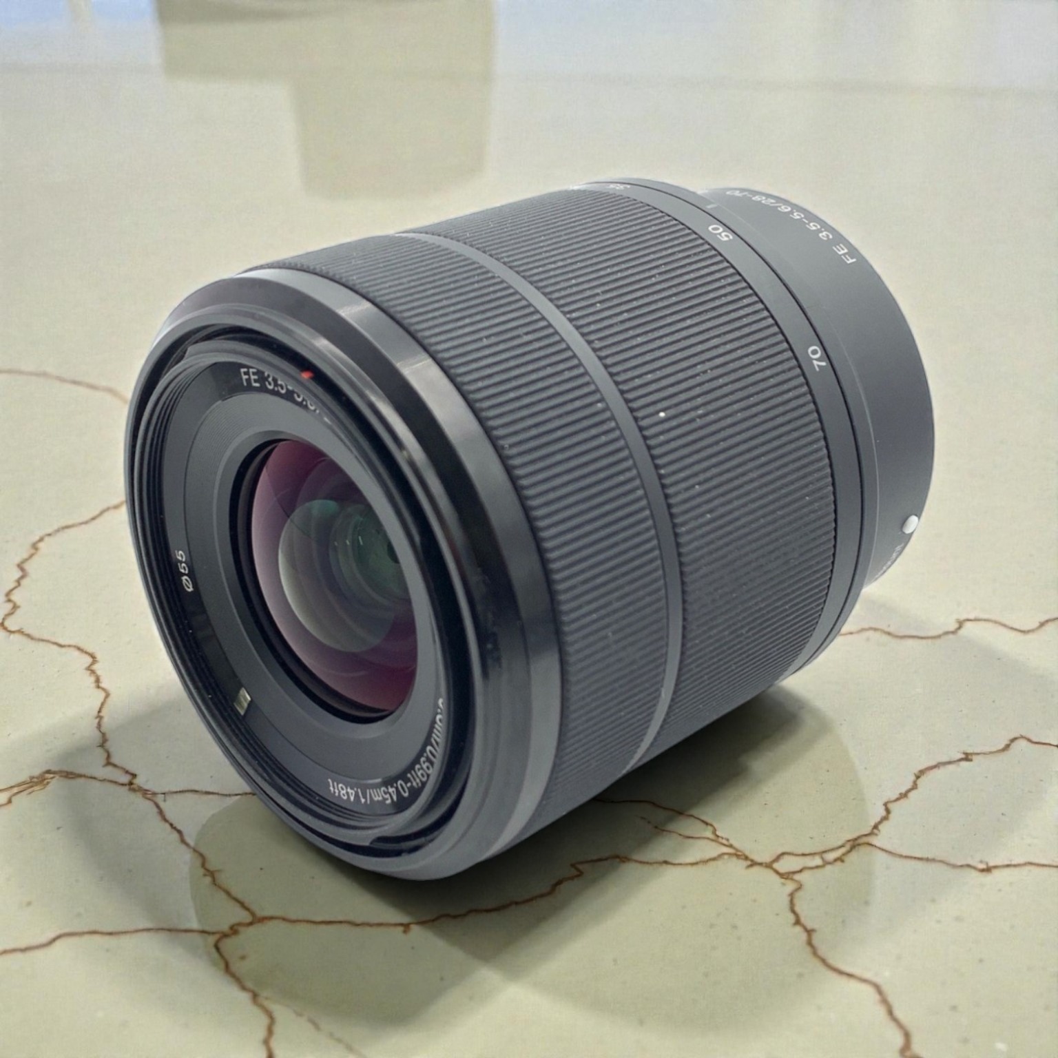 SONY FE 28-70mm F3.5-5.6 OSS SEL2870の中古 (美品)・¥18,970 by