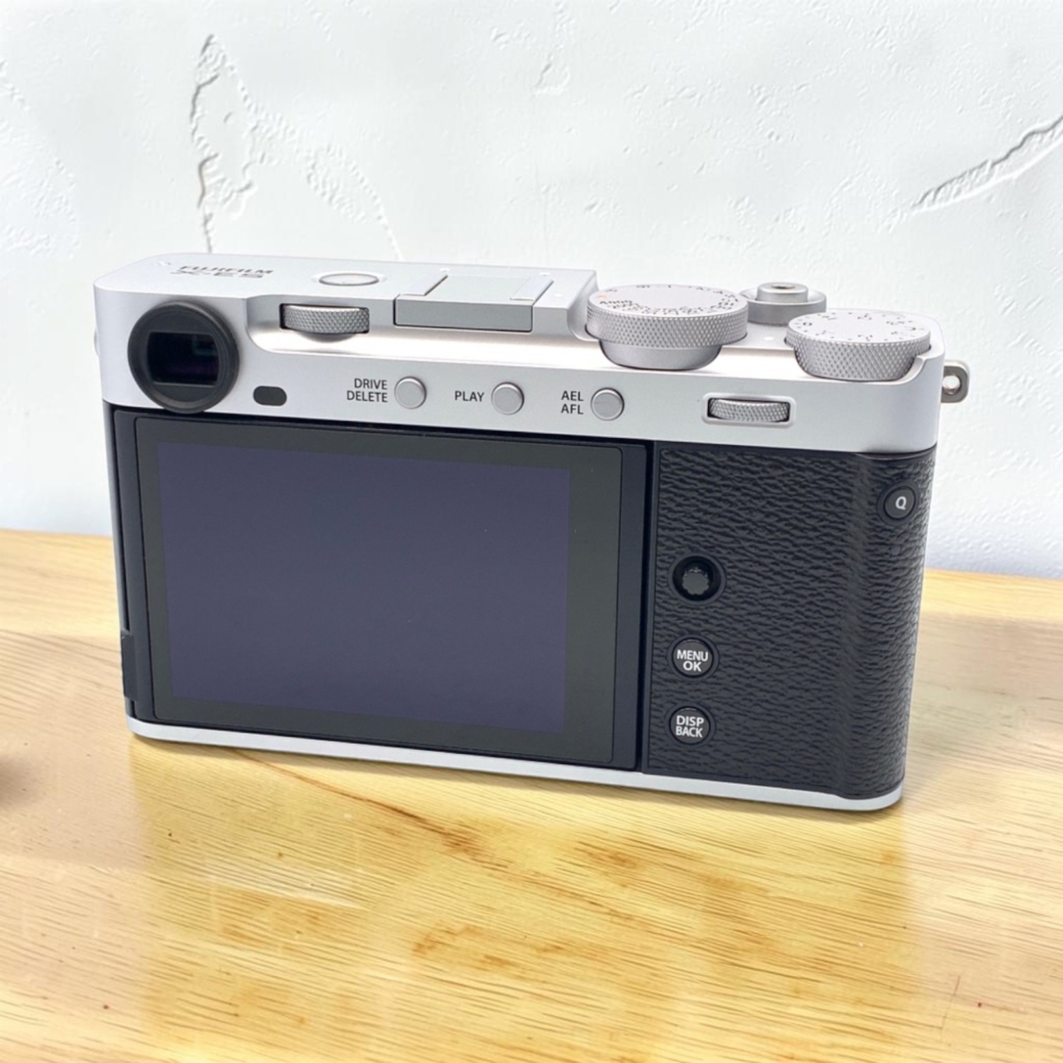 富士フイルム X-E5 ボディ 