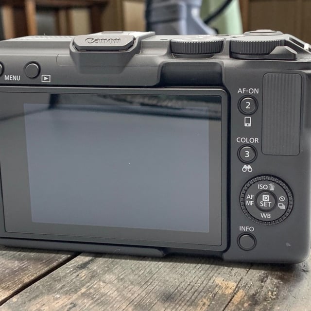 EOS R50 V ボディ "ブラック"