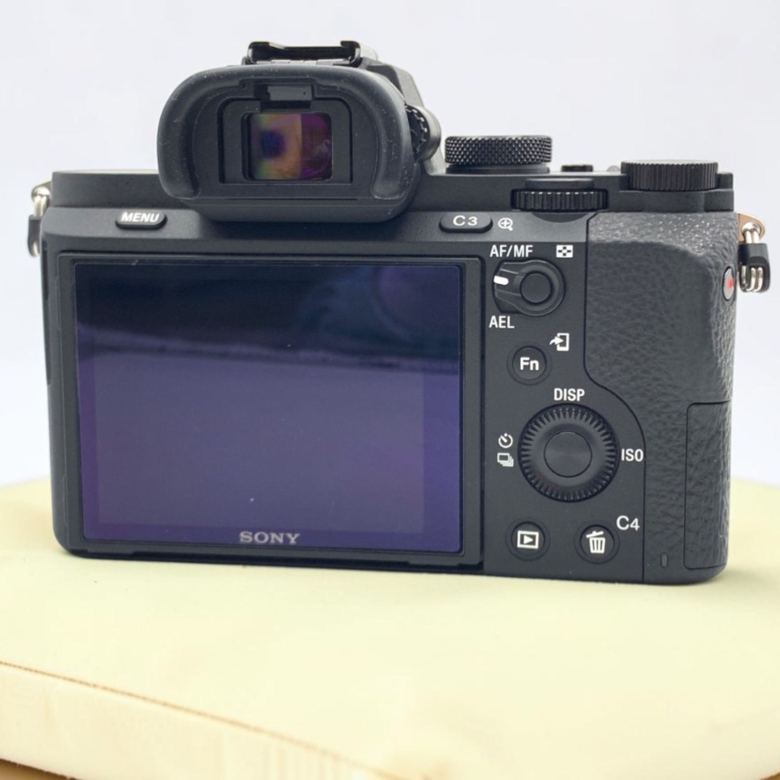 SONY α7 II ILCE-7M2 ボディの中古 (美品)・¥65,540 by そらい