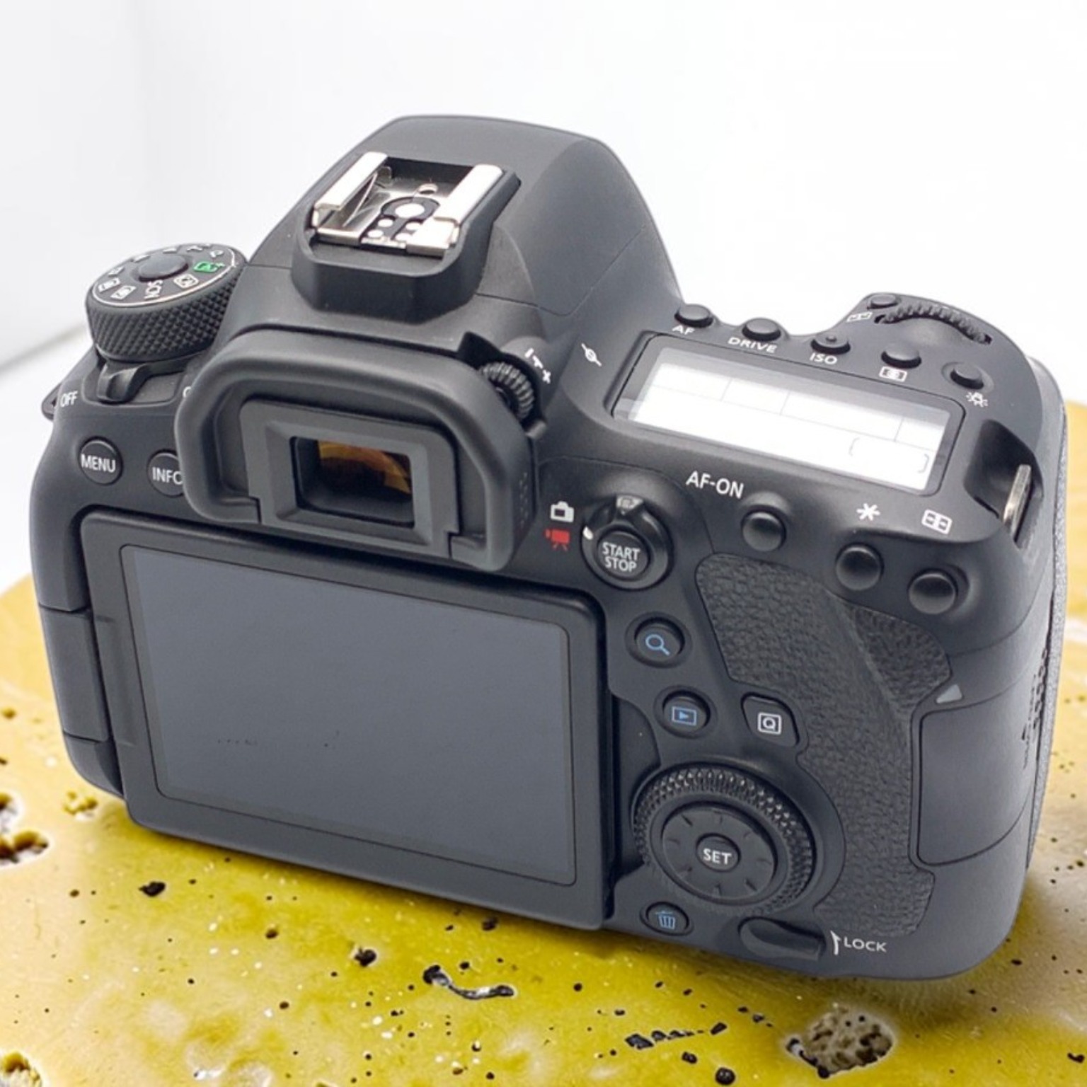 Canon(キヤノン) EOS 6D(イオス 6D)シリーズ 新作/中古カメラを探す