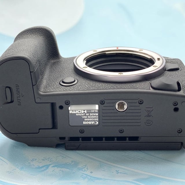 EOS R5 Mark II ボディ