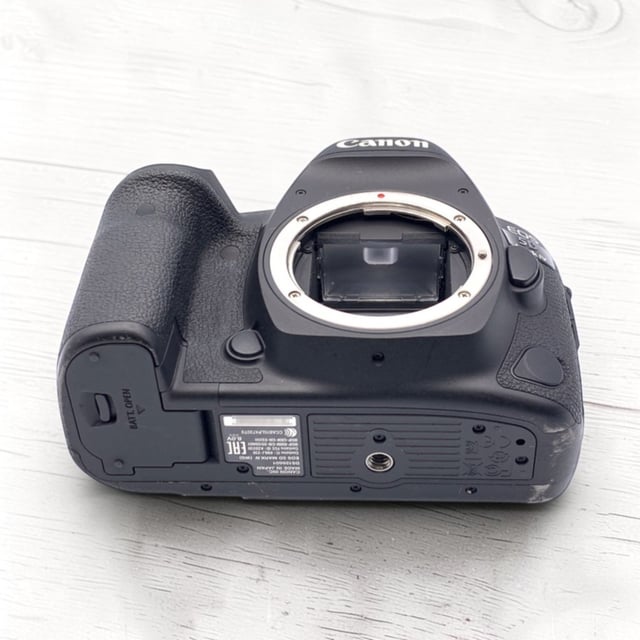 EOS 5D Mark IV ボディ