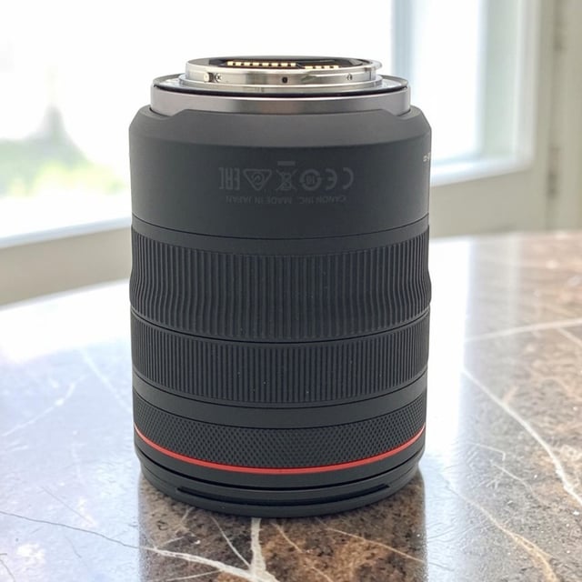RF 24-105mm F4 L IS USM