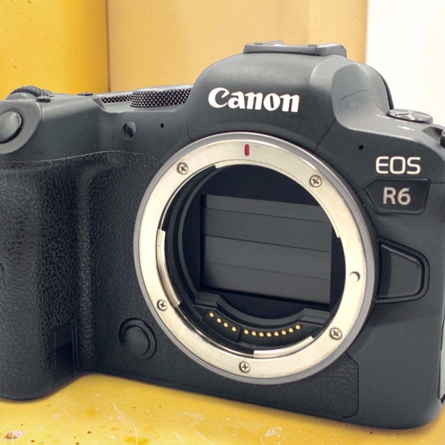 Canon EOS R6 ボディの中古 (良品)・¥147,270 by あさもり | みんなの