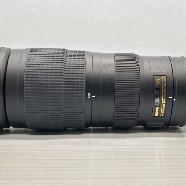 AF-S NIKKOR 200-500mm f/5.6E ED VR