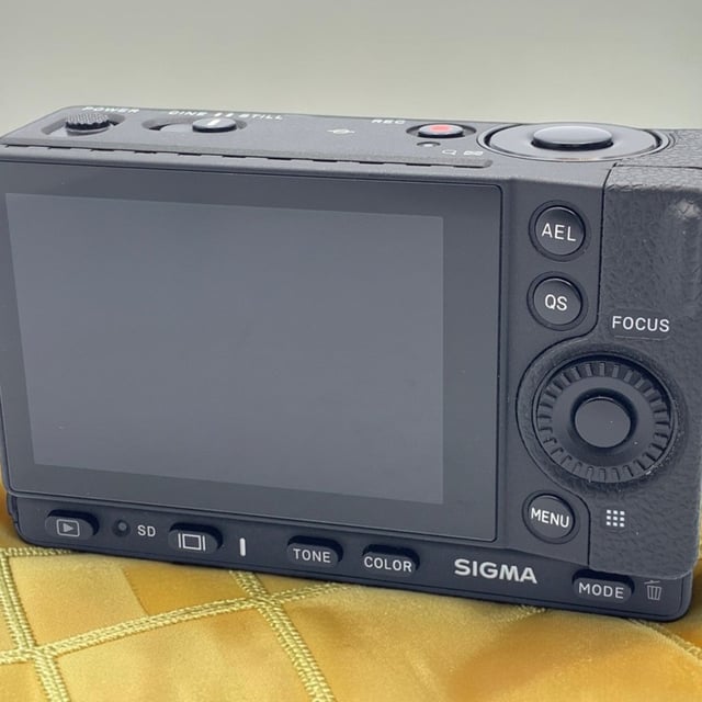 SIGMA fp ボディ