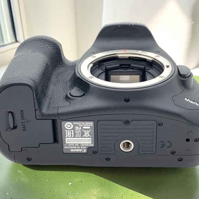 EOS 7D Mark II ボディ