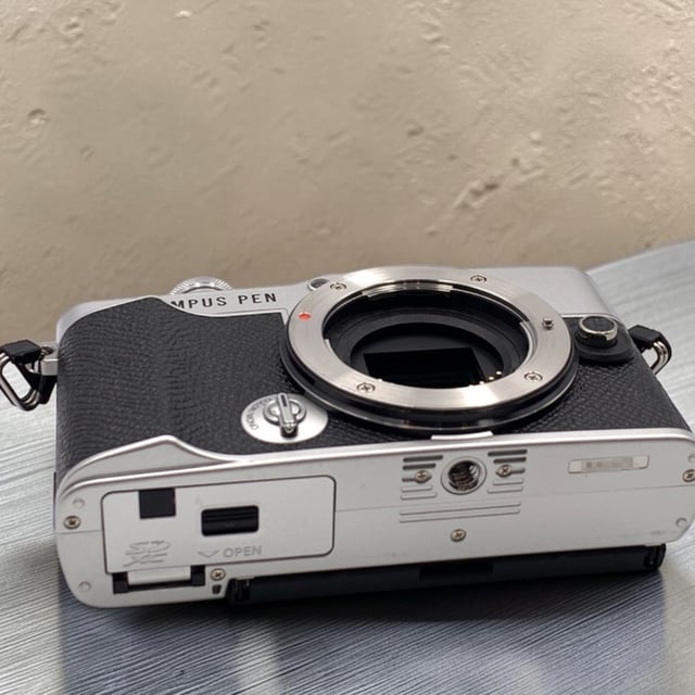 OLYMPUS PEN E-P7 ボディ