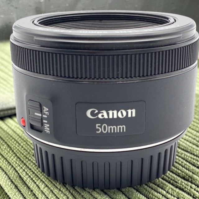 EF 50mm F1.8 STM