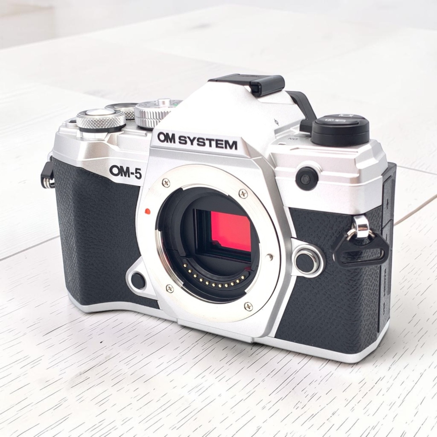 OM SYSTEM OM-5 ボディ 