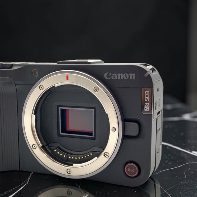 EOS R50 V ボディ "ブラック"