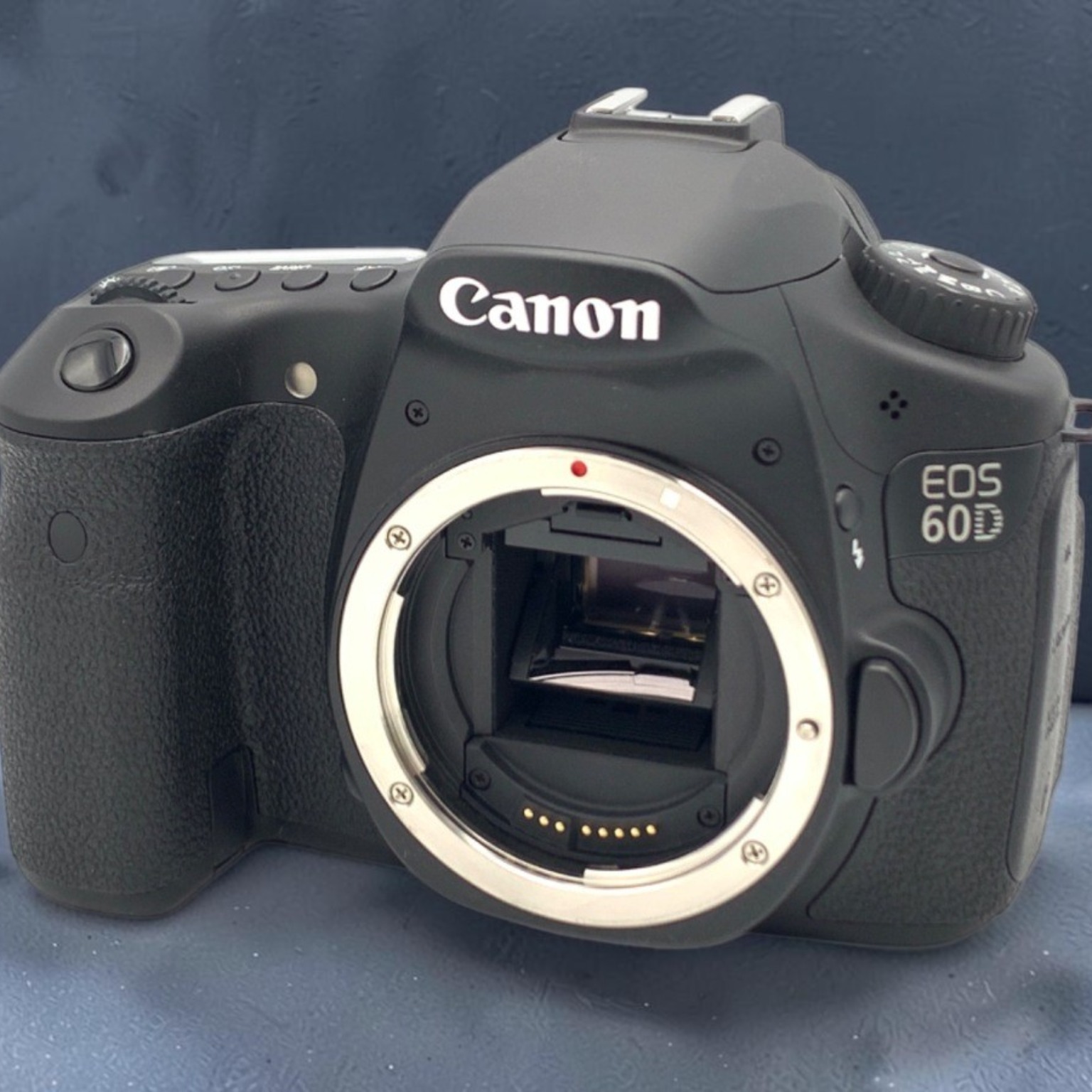 ★良品★キヤノン Canon EOS 60D ボディ CANON EOS 60D ボディ 価格比較 - 価格.com