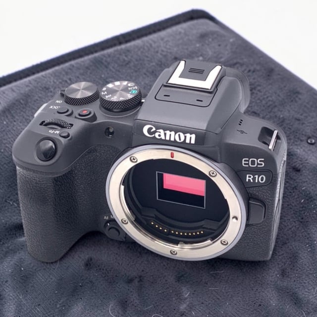 EOS R10 ボディ