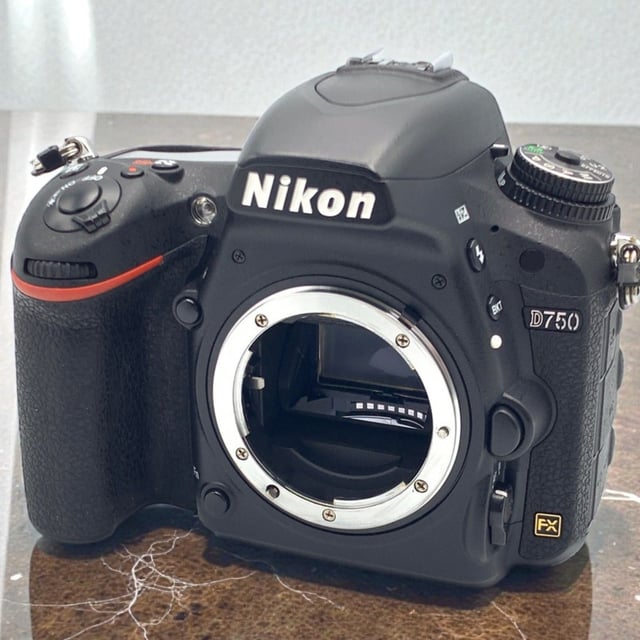 D750 ボディ