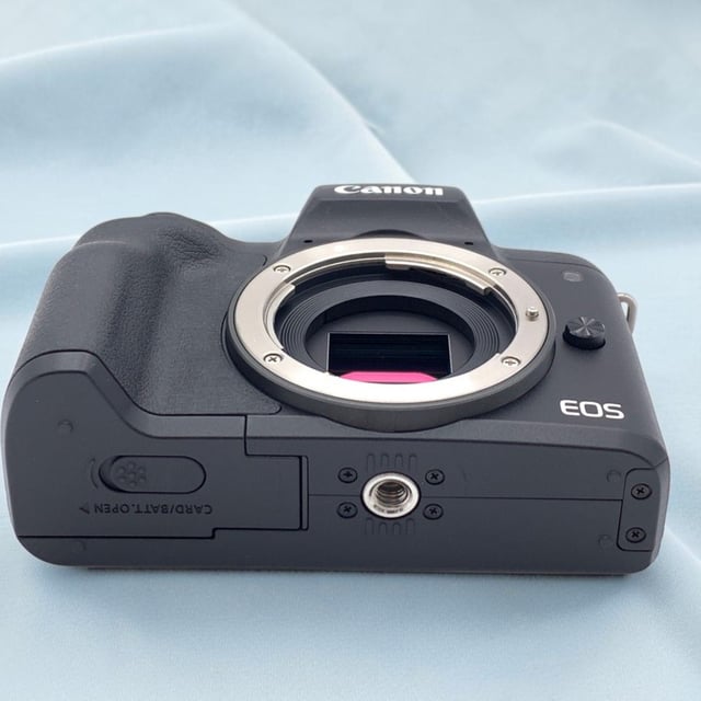 EOS Kiss M ボディ