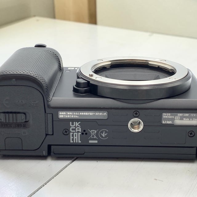 VLOGCAM ZV-E10 ボディ "ブラック"