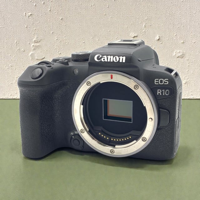 EOS R10 ボディ