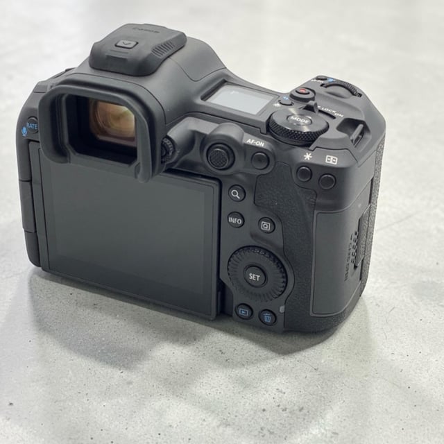 EOS R5 Mark II ボディ