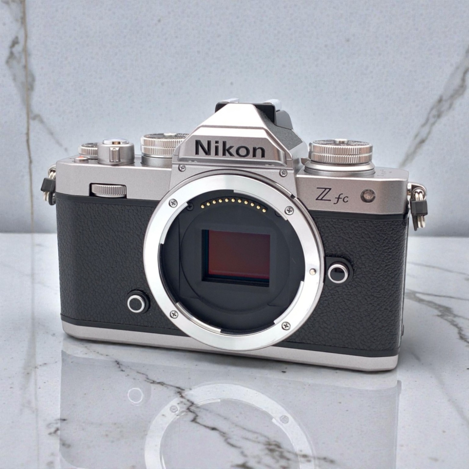 Nikon Z fc シルバー ボディ ニコン Z fc ボディ [シルバー] 価格比較 - 価格.com