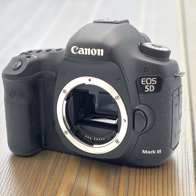 EOS 5D Mark III ボディ