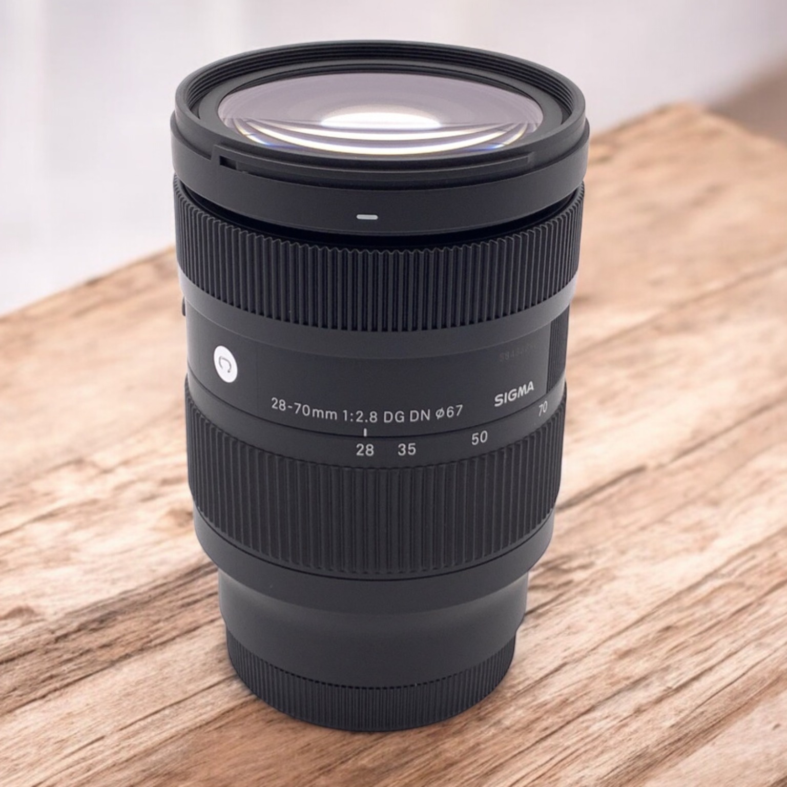 28-70mm F2.8 DG DN | レンズ | Sigma ♥︎◇神レンズ♪ フード