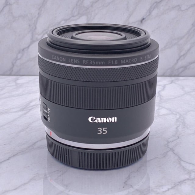 RF 35mm F1.8 マクロ IS STM