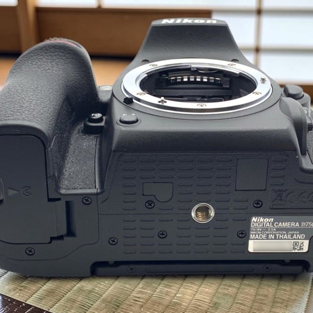 D7500 ボディ