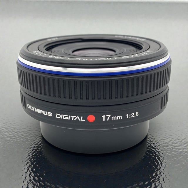M.ZUIKO DIGITAL 17mm F2.8 "ブラック"