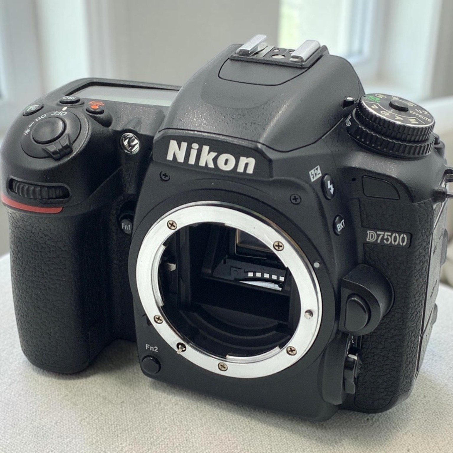 ニコン D5200 ボディの新品/中古の在庫一覧 | みんなのカメラ