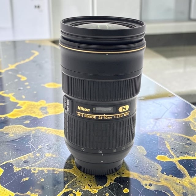 AF-S NIKKOR 24-70mm f/2.8G ED