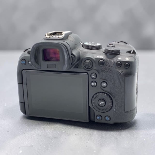 EOS R6 Mark II ボディ