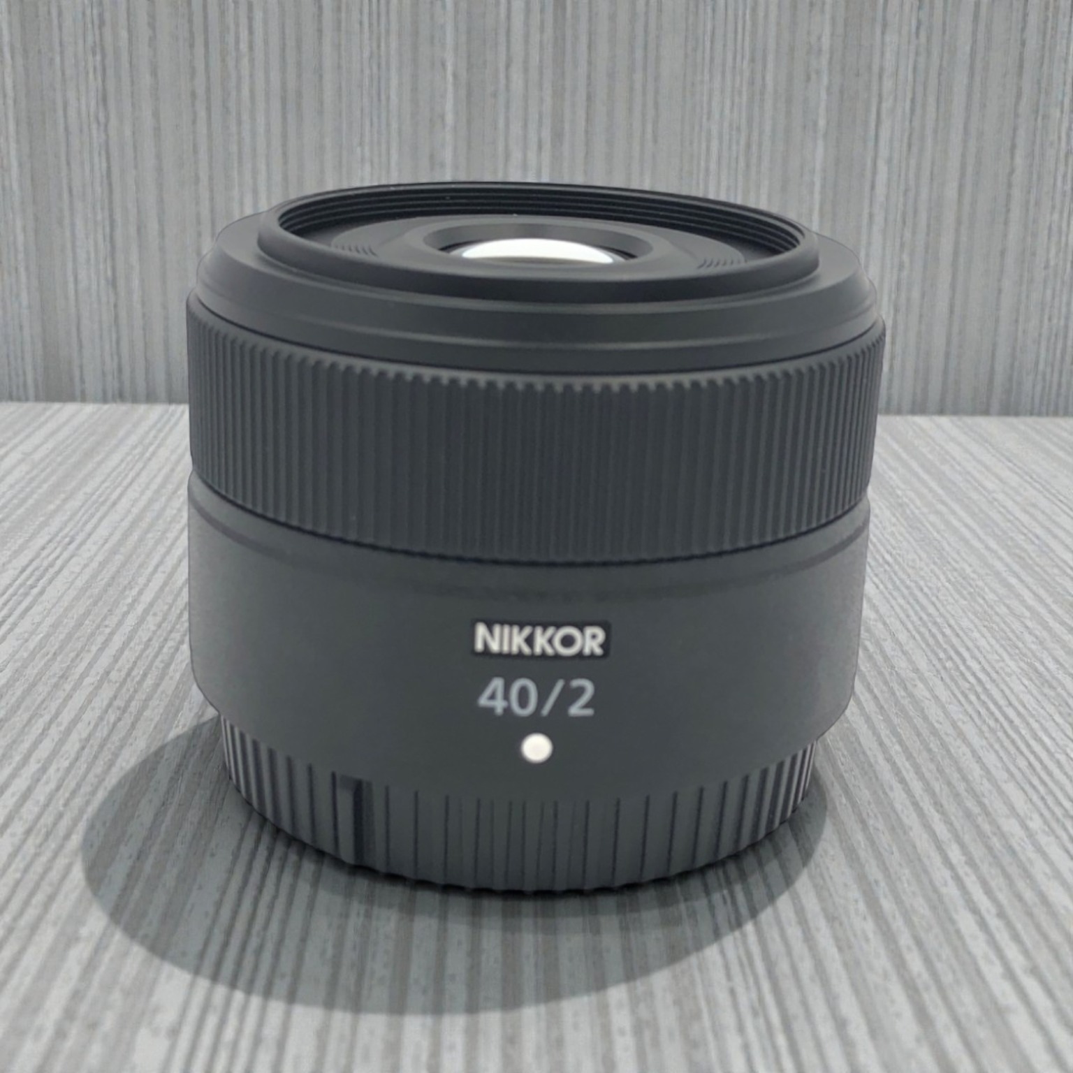 NIKKOR Z 40mm f/2の中古レンズを買うならみんなのカメラ 3UNfc6cDxoRL