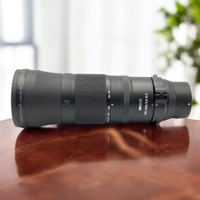 NIKKOR Z 180-600mm f/5.6-6.3 VR