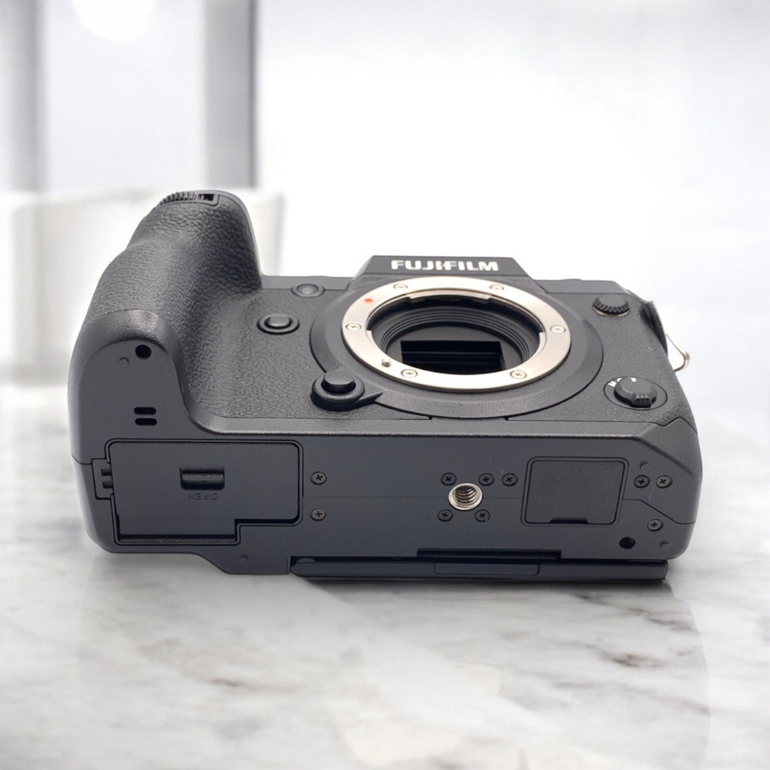 X-H1 ボディの中古カメラを買うならみんなのカメラ AqGOoK8oSb4j