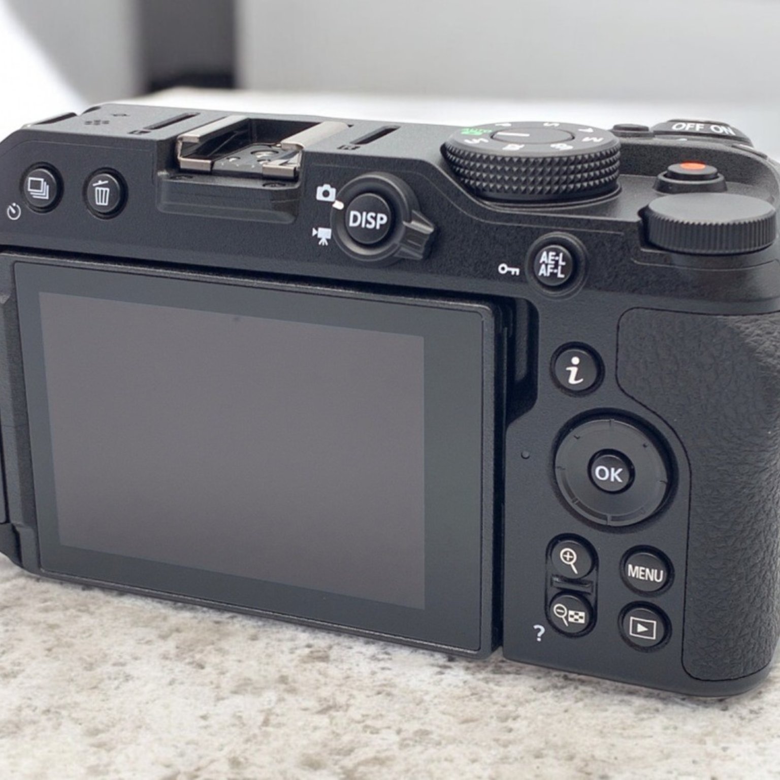 Z30 ボディの中古カメラを買うならみんなのカメラ t-FbuJdqhxhE