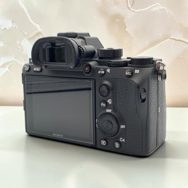 α7R III ILCE-7RM3 ボディ