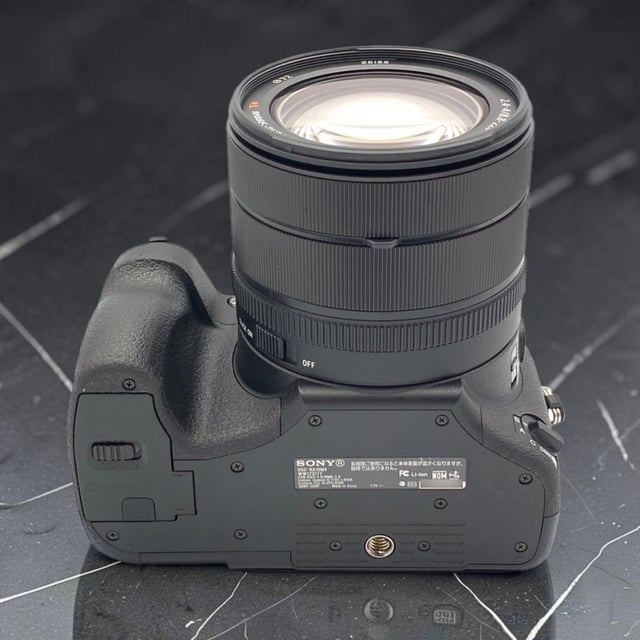 サイバーショット RX10 IV(DSC-RX10M4)