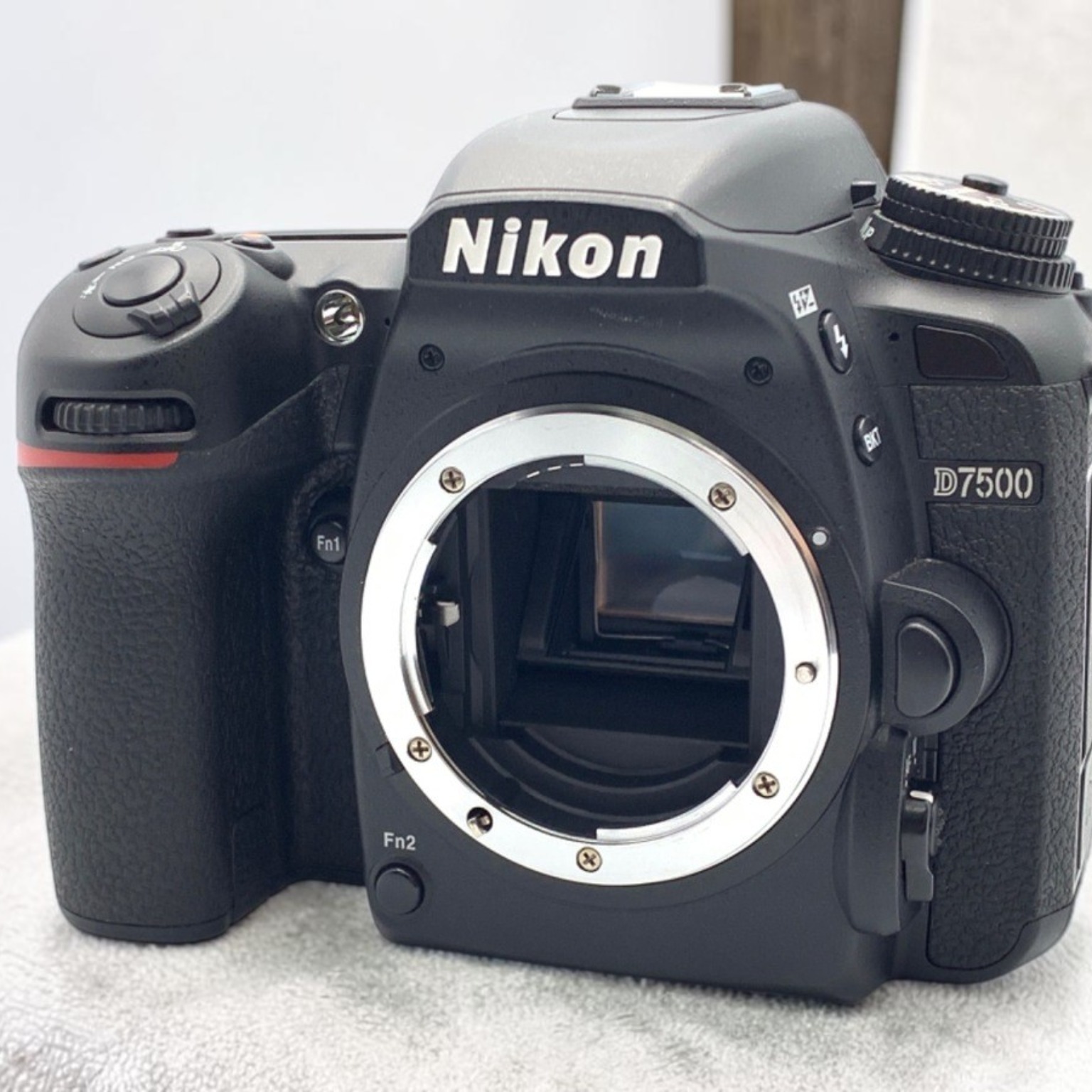 ニコン D7500 ボディの新品/中古の在庫一覧 | みんなのカメラ