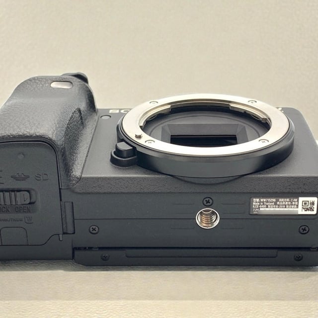 α6400 ILCE-6400 ボディ "ブラック"