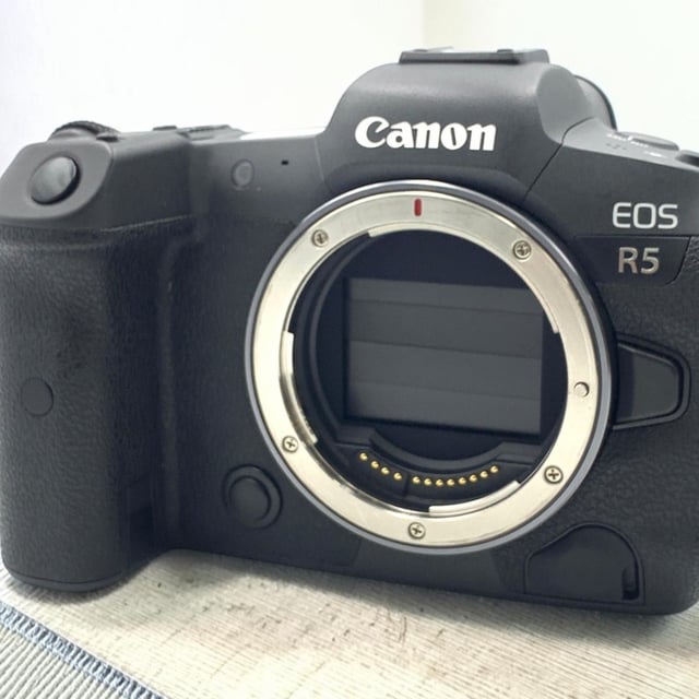 EOS R5 ボディ