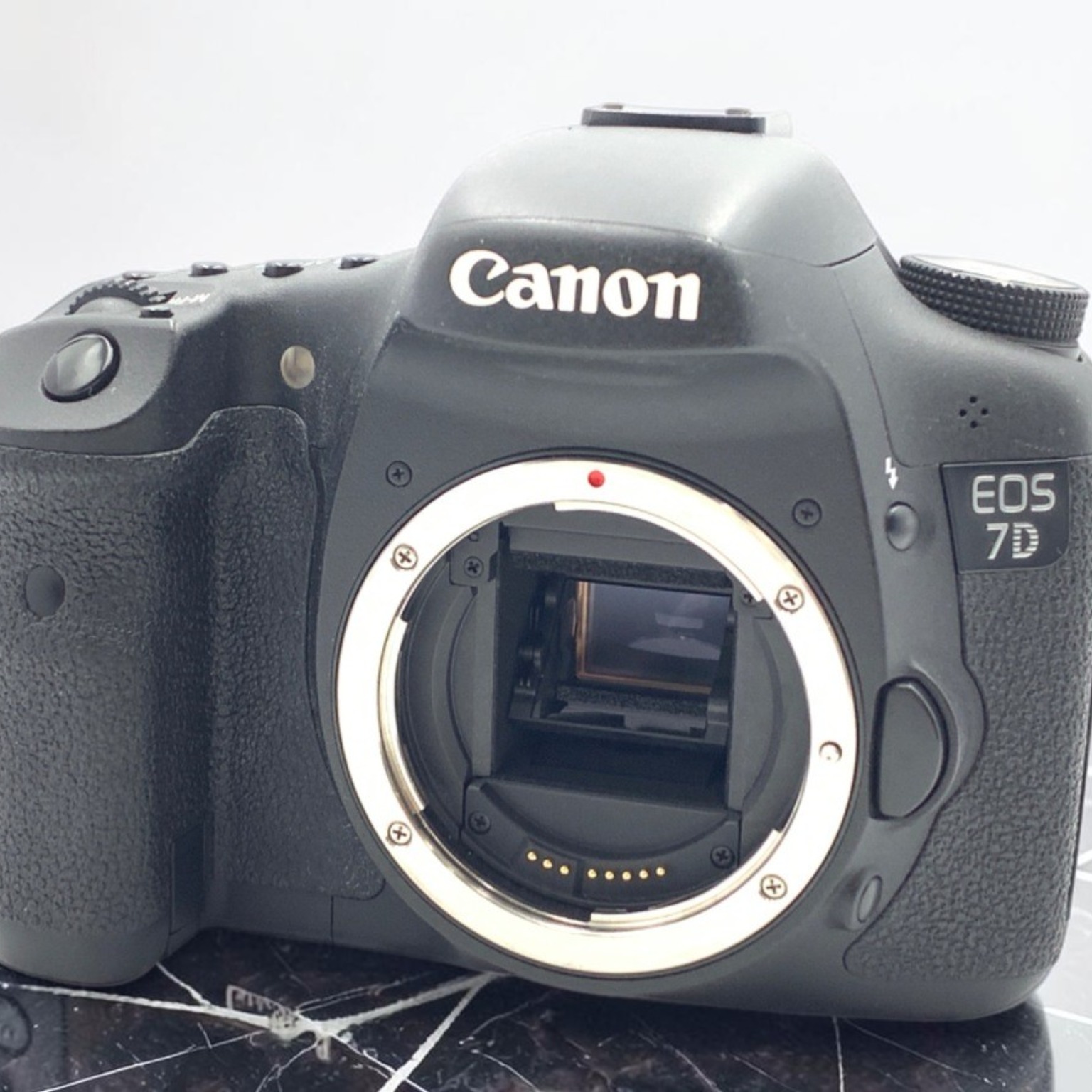 Canon EOS 7D ボディの中古 (良品)・¥16,060 by れのす | みんなのカメラ