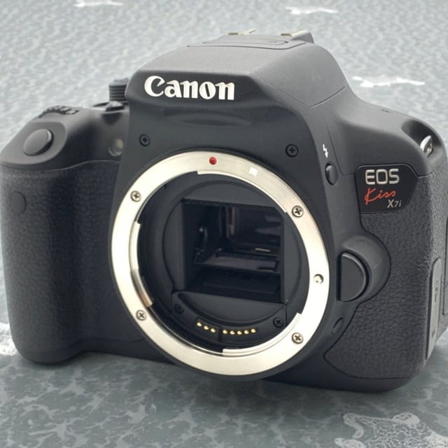 EOS Kiss X7i ボディ
