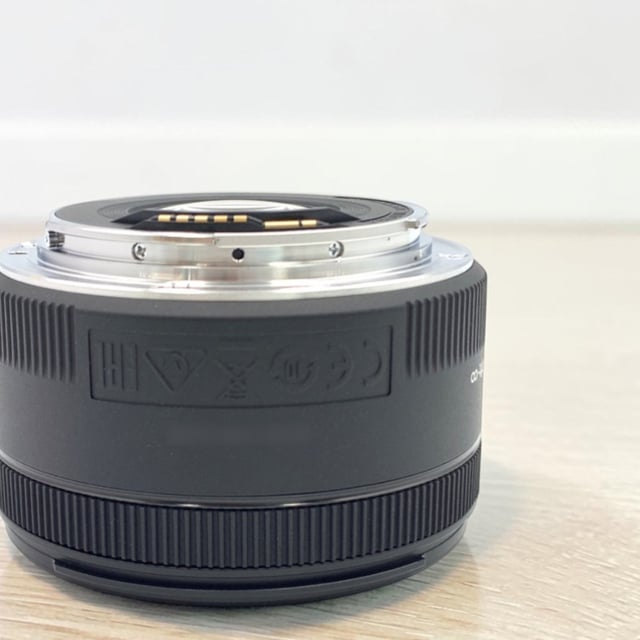 EF 50mm F1.8 STM