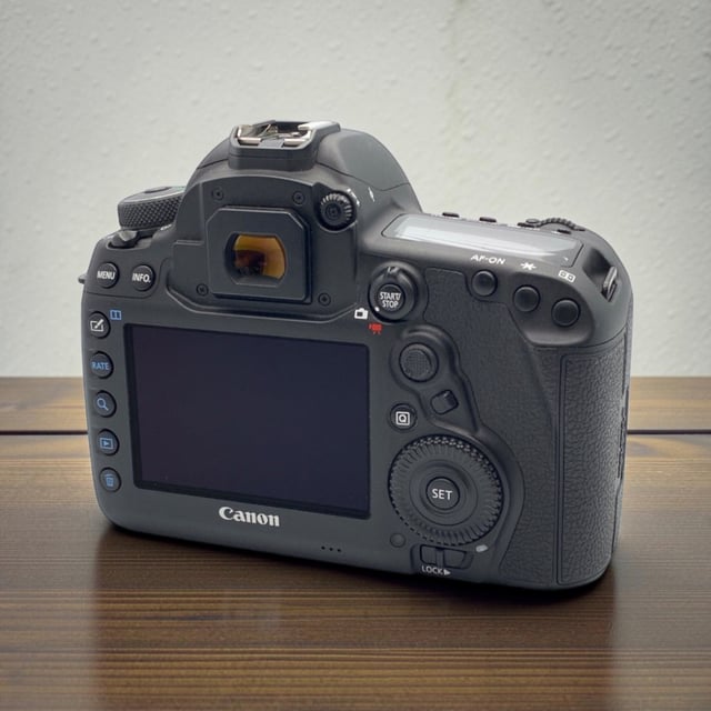 EOS 5D Mark IV ボディ
