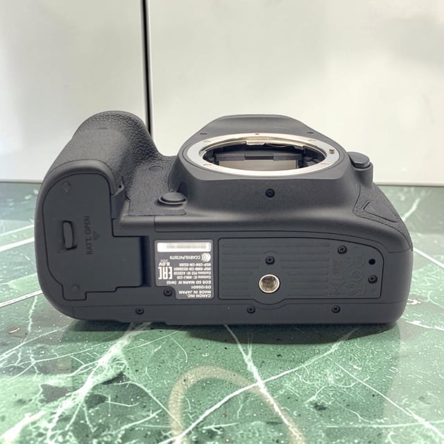 EOS 5D Mark IV ボディ