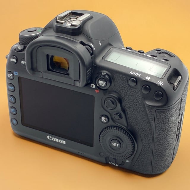 EOS 5D Mark IV ボディ