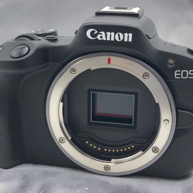 EOS R50 ボディ "ブラック"